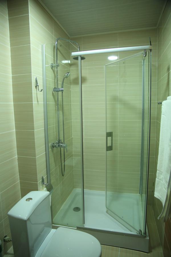 Naryn Aska Hotel מראה חיצוני תמונה
