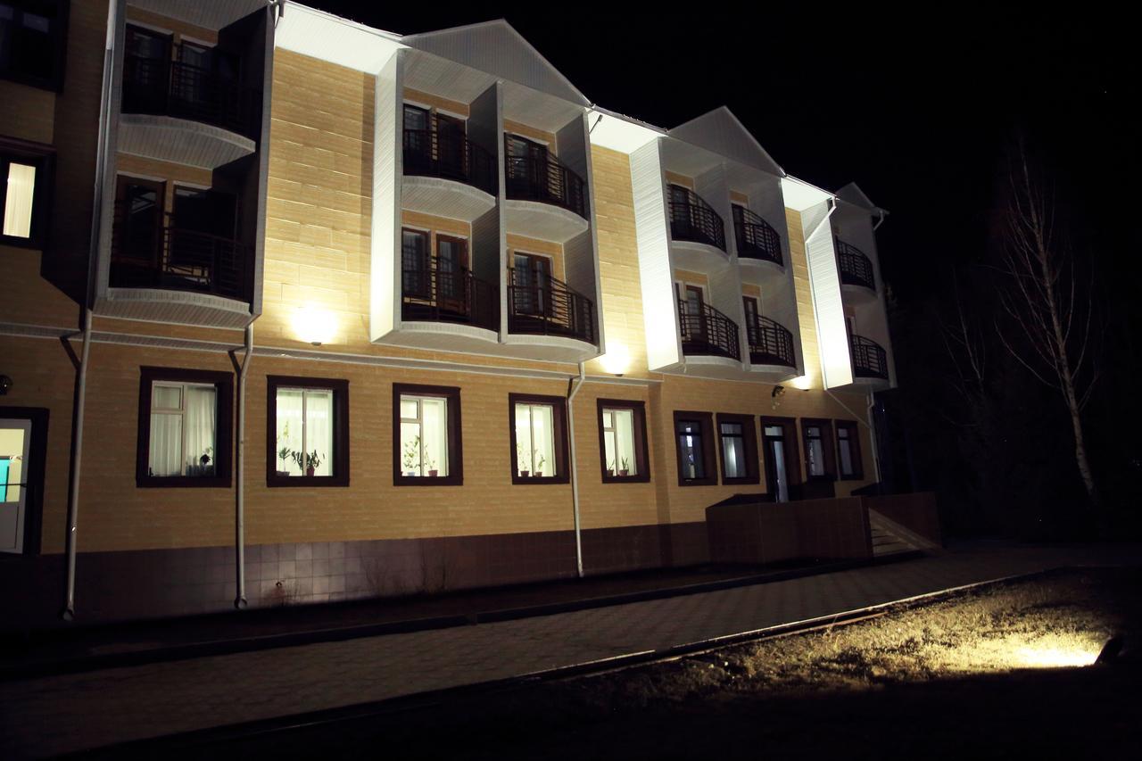 Naryn Aska Hotel מראה חיצוני תמונה