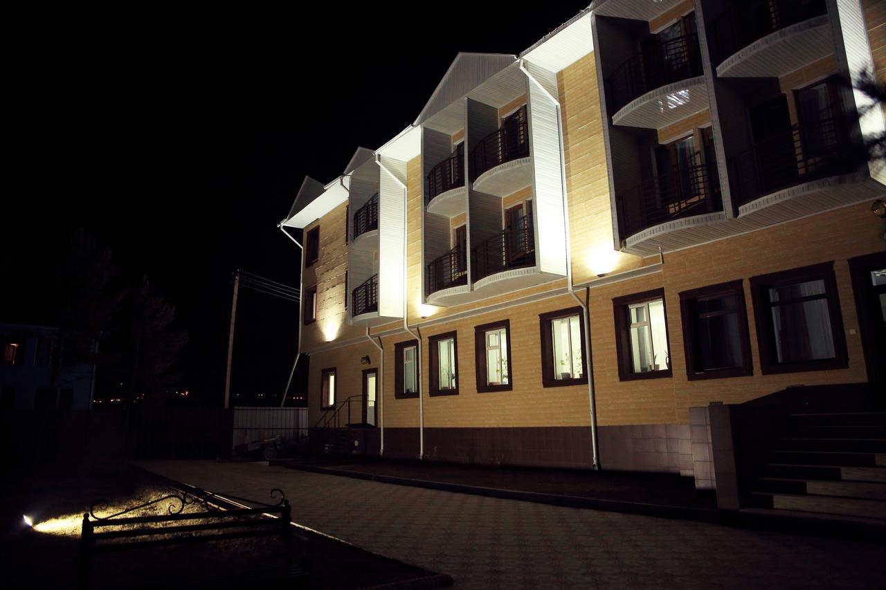 Naryn Aska Hotel מראה חיצוני תמונה