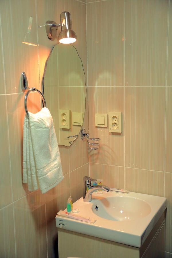 Naryn Aska Hotel מראה חיצוני תמונה